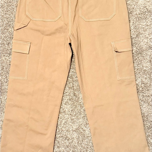 Hem & Thread Tan Wide Leg Cargo Pants - Picture 9 of 9